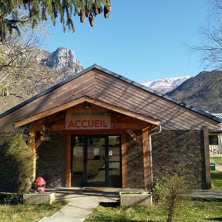 Complexe Des Oustalous Ξενοδοχείο Les Cabannes  Εξωτερικό φωτογραφία