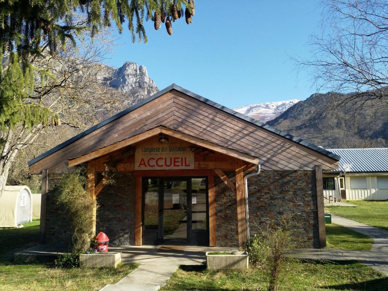 Complexe Des Oustalous Ξενοδοχείο Les Cabannes  Εξωτερικό φωτογραφία